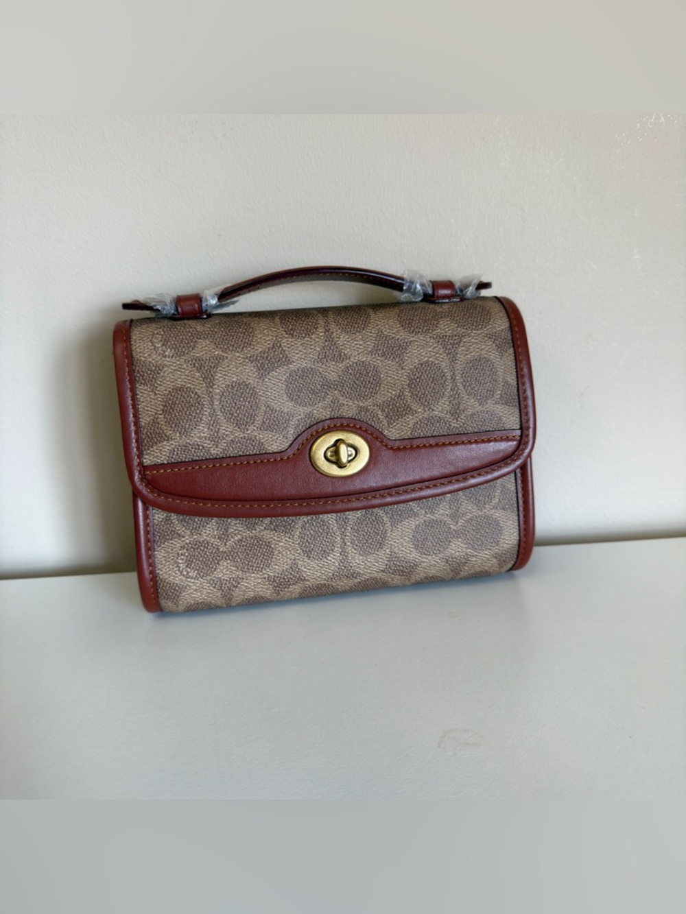 Coach missing TAG. Signature Canvas Turnlock Top-Handle Bag in Brown/Rust